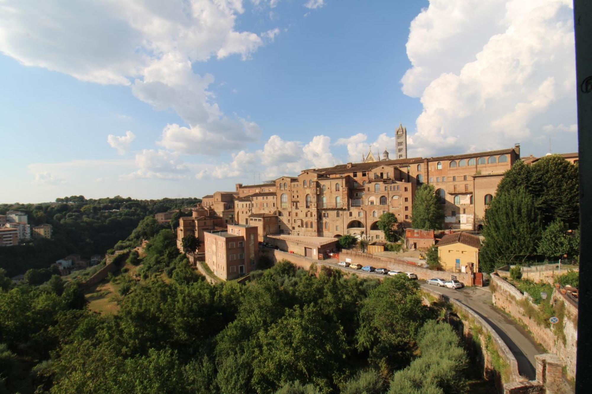 The View Apartment Siena Exterior photo